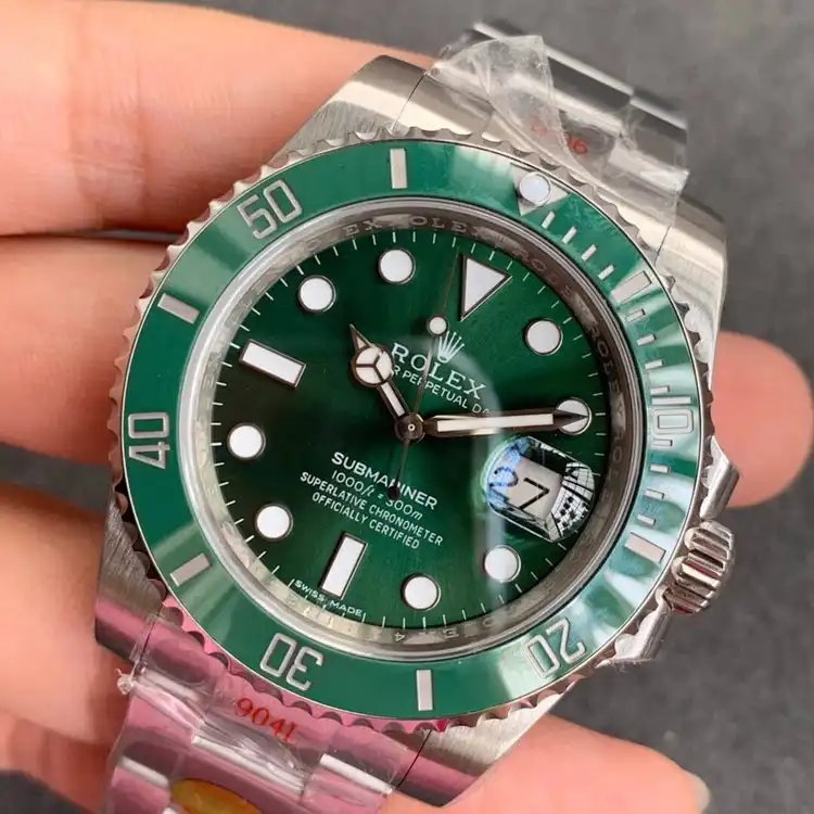 Rolex Submariner 116610LN copy green dial — caseback detail