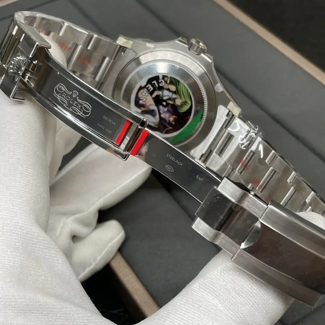 Yacht-Master SC016833 copy rhodium dial — angled view