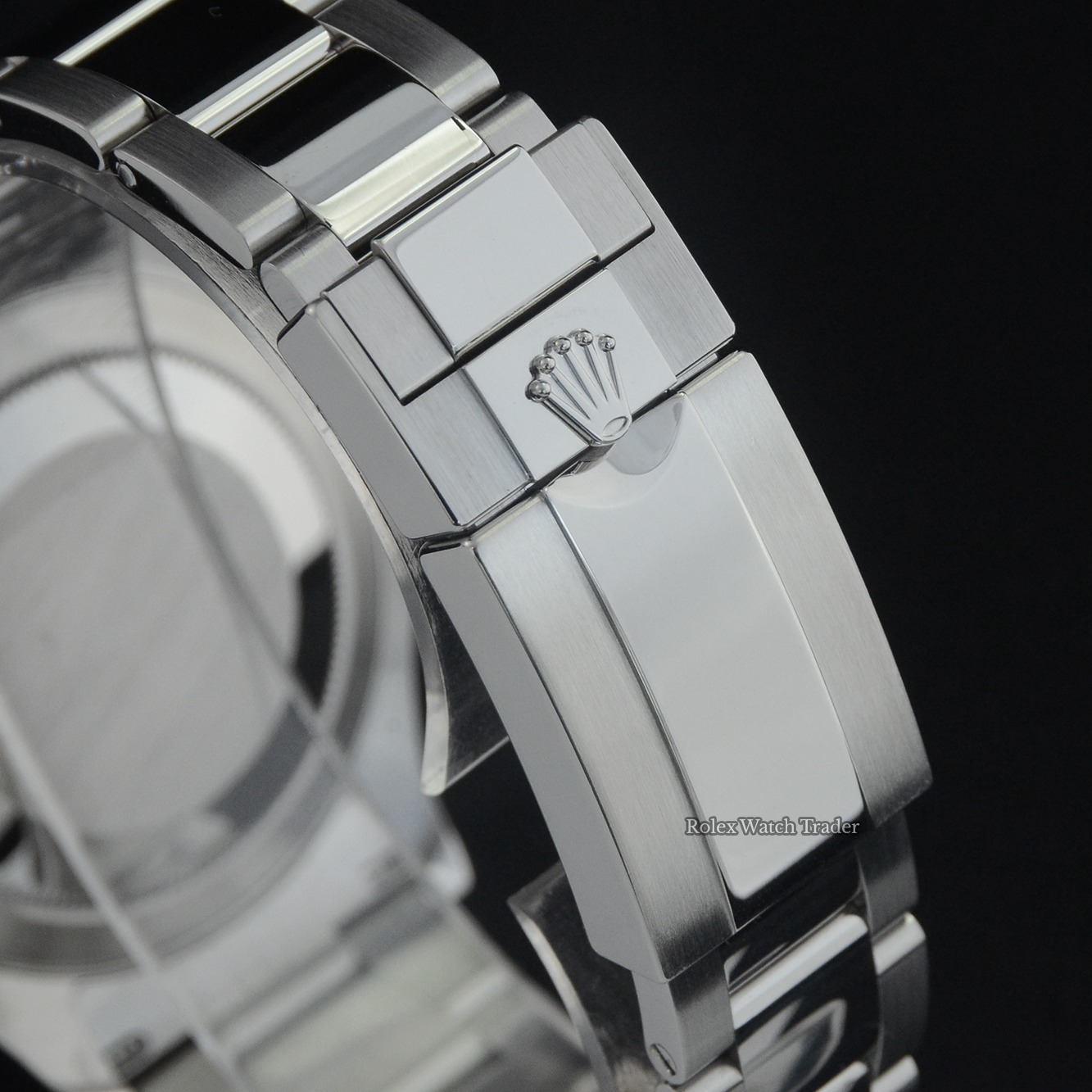 Rolex Yacht-Master 126622 replica blue dial — bezel macro