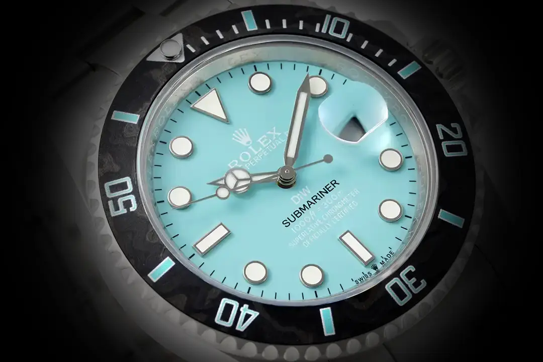 Submariner 116610LN Swiss clone tiffany blue dial — caseback detail