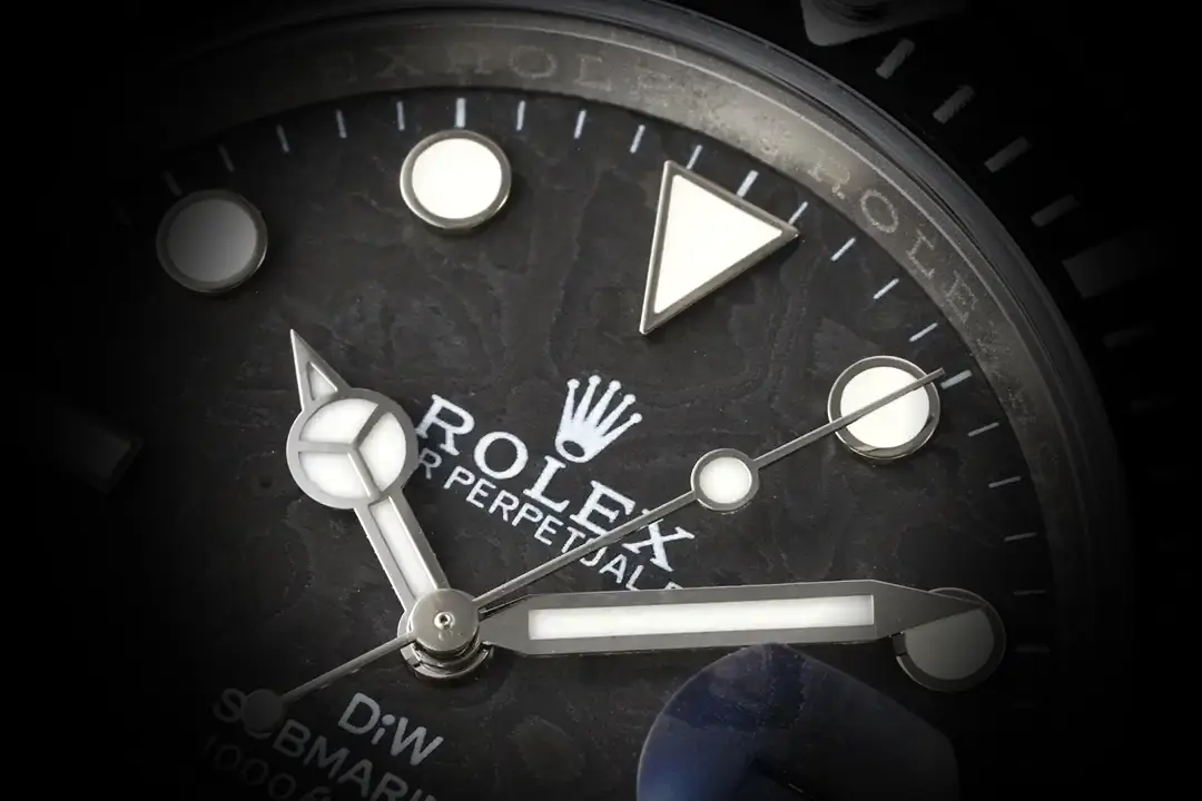 Rolex Submariner 116610LN super clone 40mm — crown and case detail