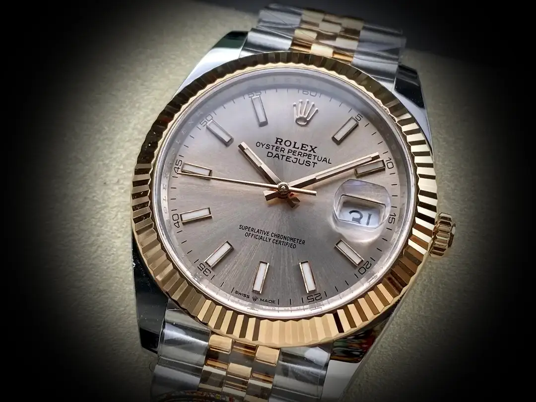 Datejust 116333 Swiss replica rose gold dial — caseback detail