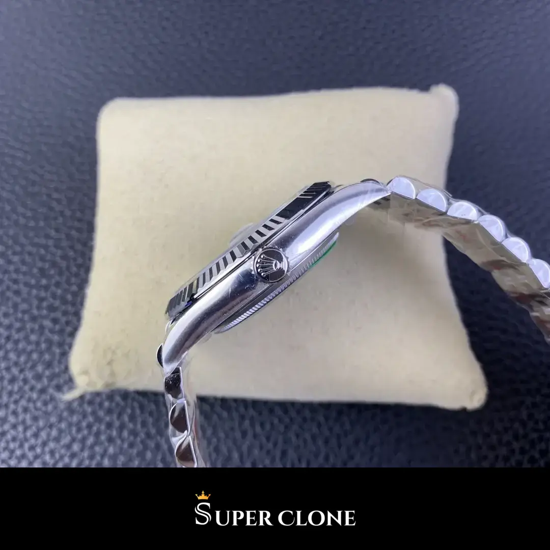 Datejust 126334, jubilee bracelet, sapphire crystal