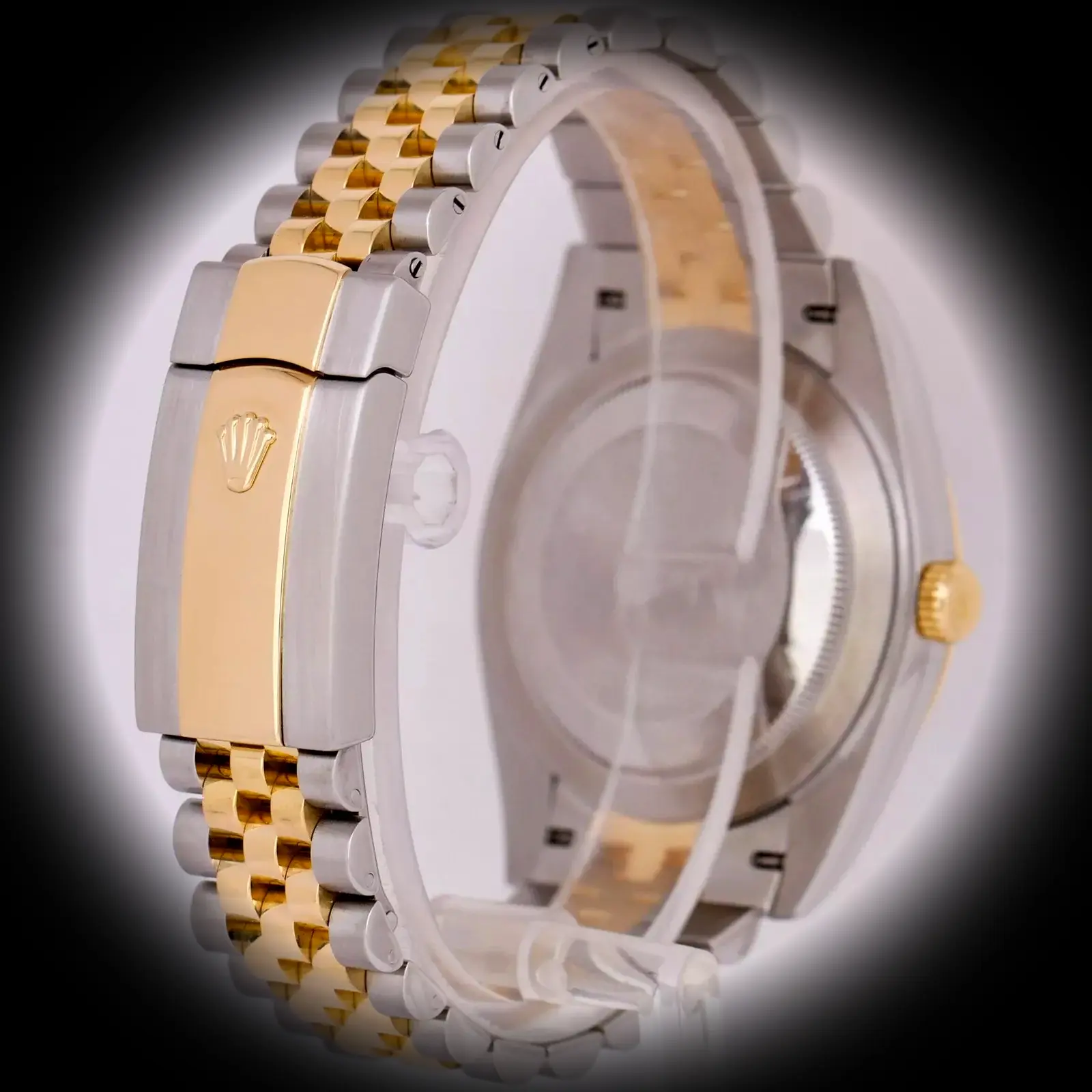 Datejust 126333 Swiss clone silver dial — caseback detail