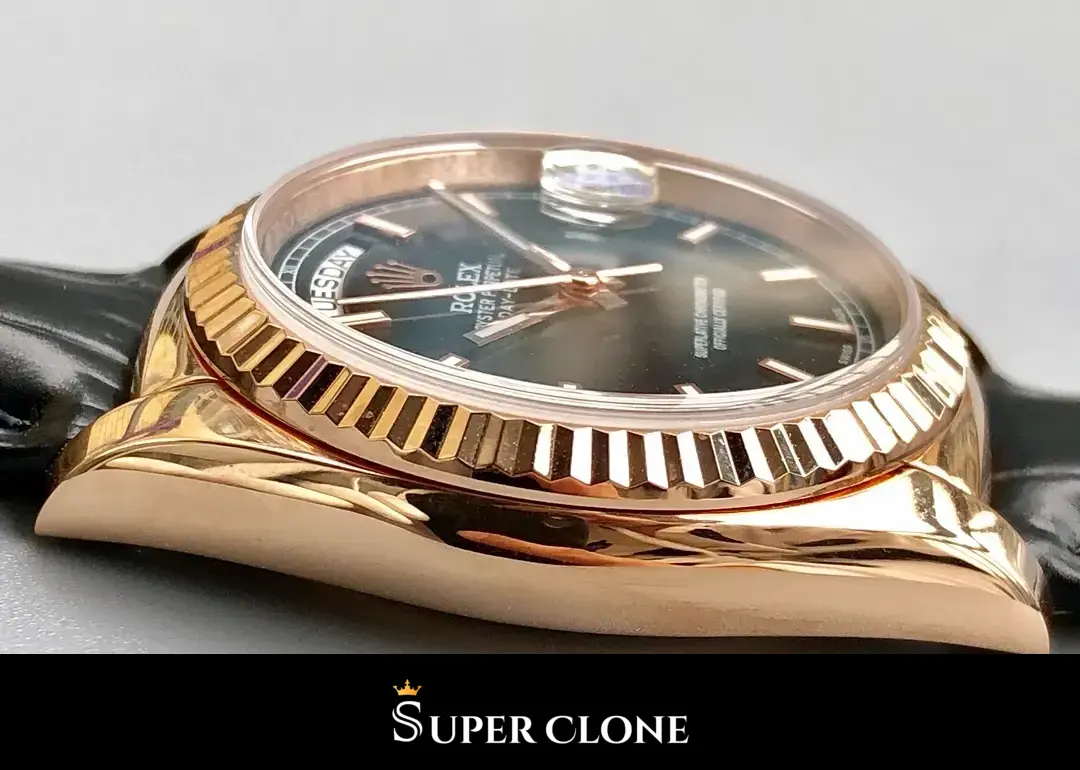 Day-Date 118135CH, everose gold fluted bezel, leather bracelet