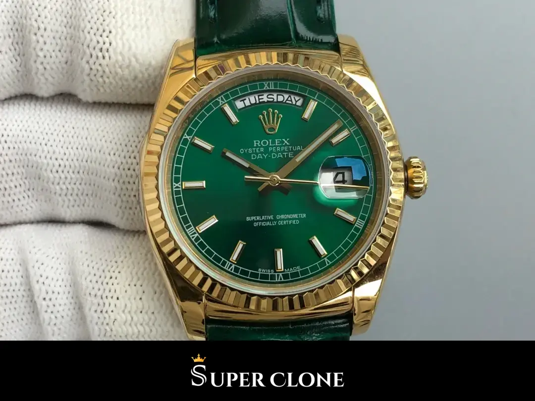 Day-Date 118138, sapphire crystal, green dial