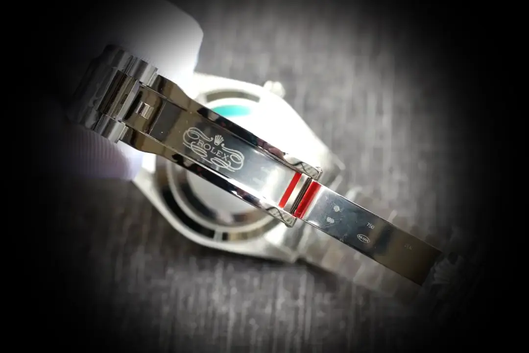 Rolex Day-Date 41985 super clone — lume shot