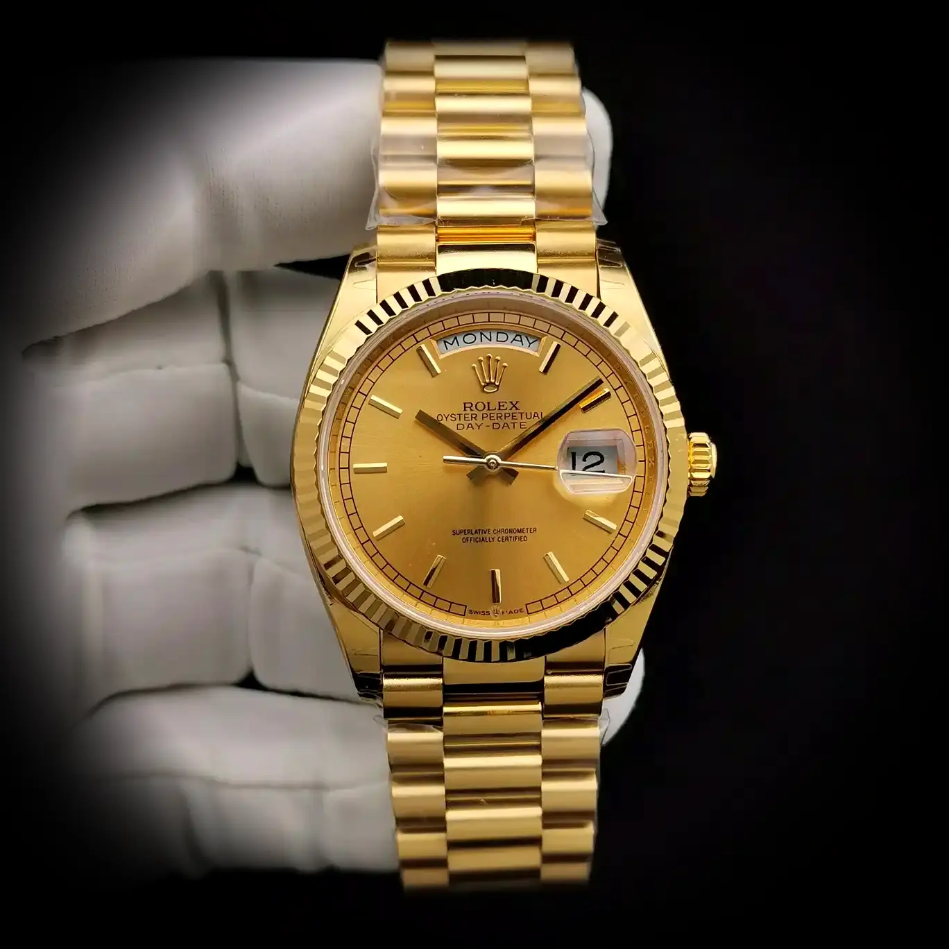 Rolex Day-Date 41985 Swiss replica — side profile