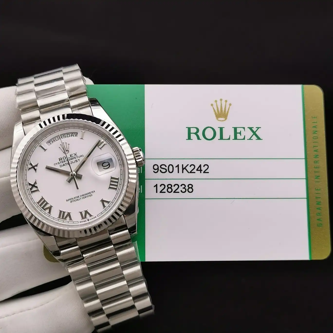 Day-Date 128239, fluted bezel, sapphire crystal