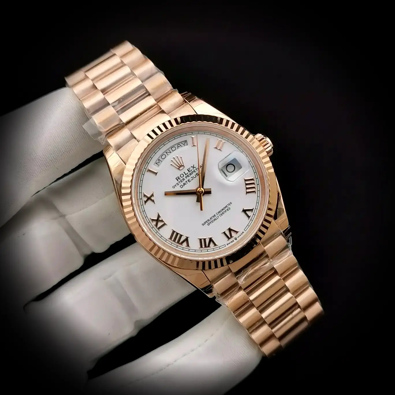 Rolex Day-Date 41985 Swiss replica 36mm — dial close-up