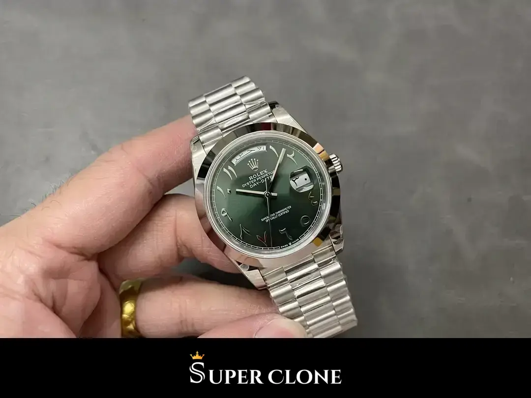 Day-Date 228206, smooth bezel, sapphire crystal
