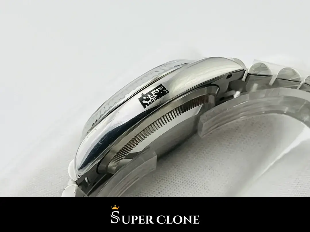 Day-Date 228236, president bracelet, sapphire crystal