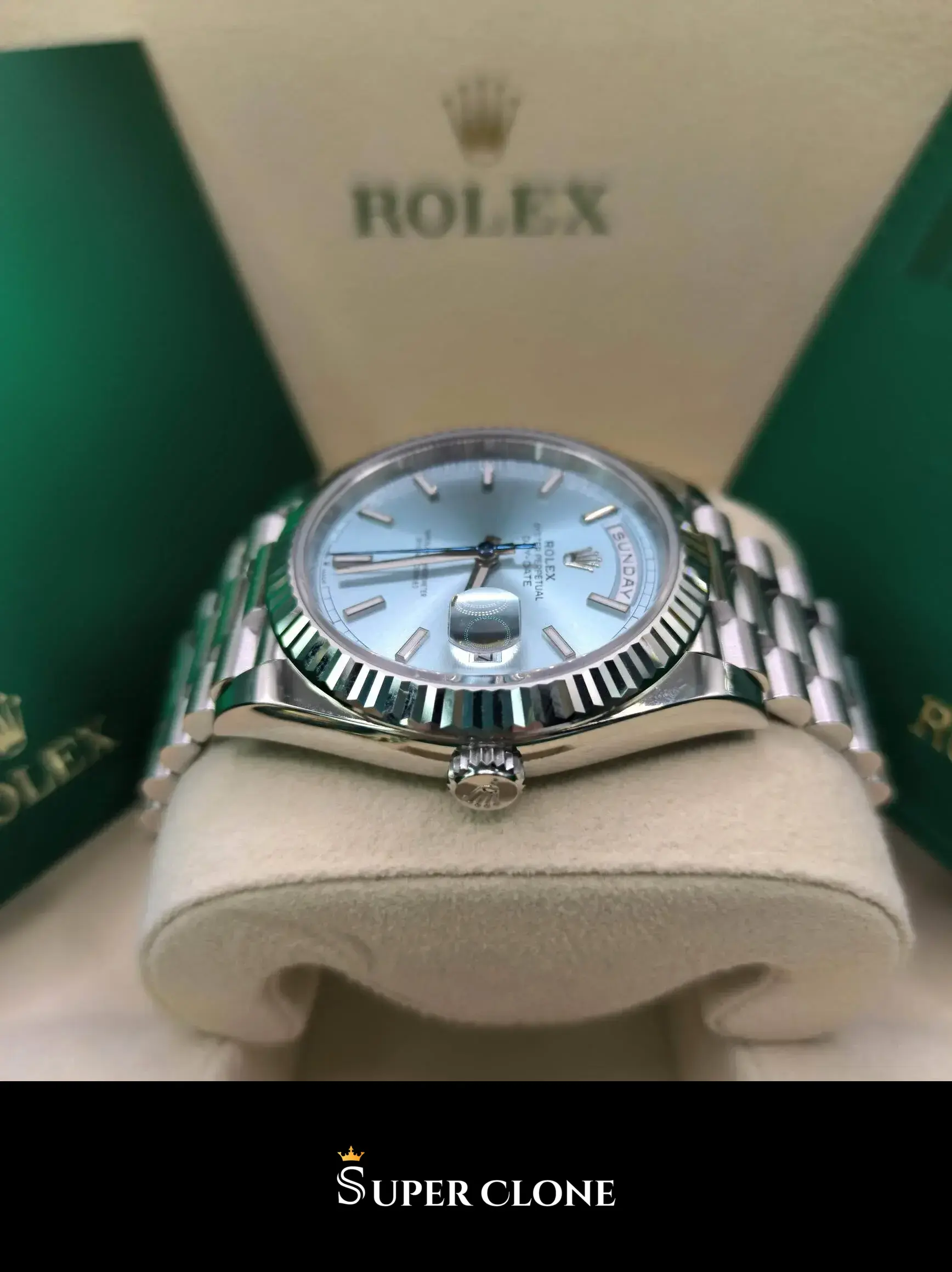 Day-Date 228236, fluted bezel, president bracelet