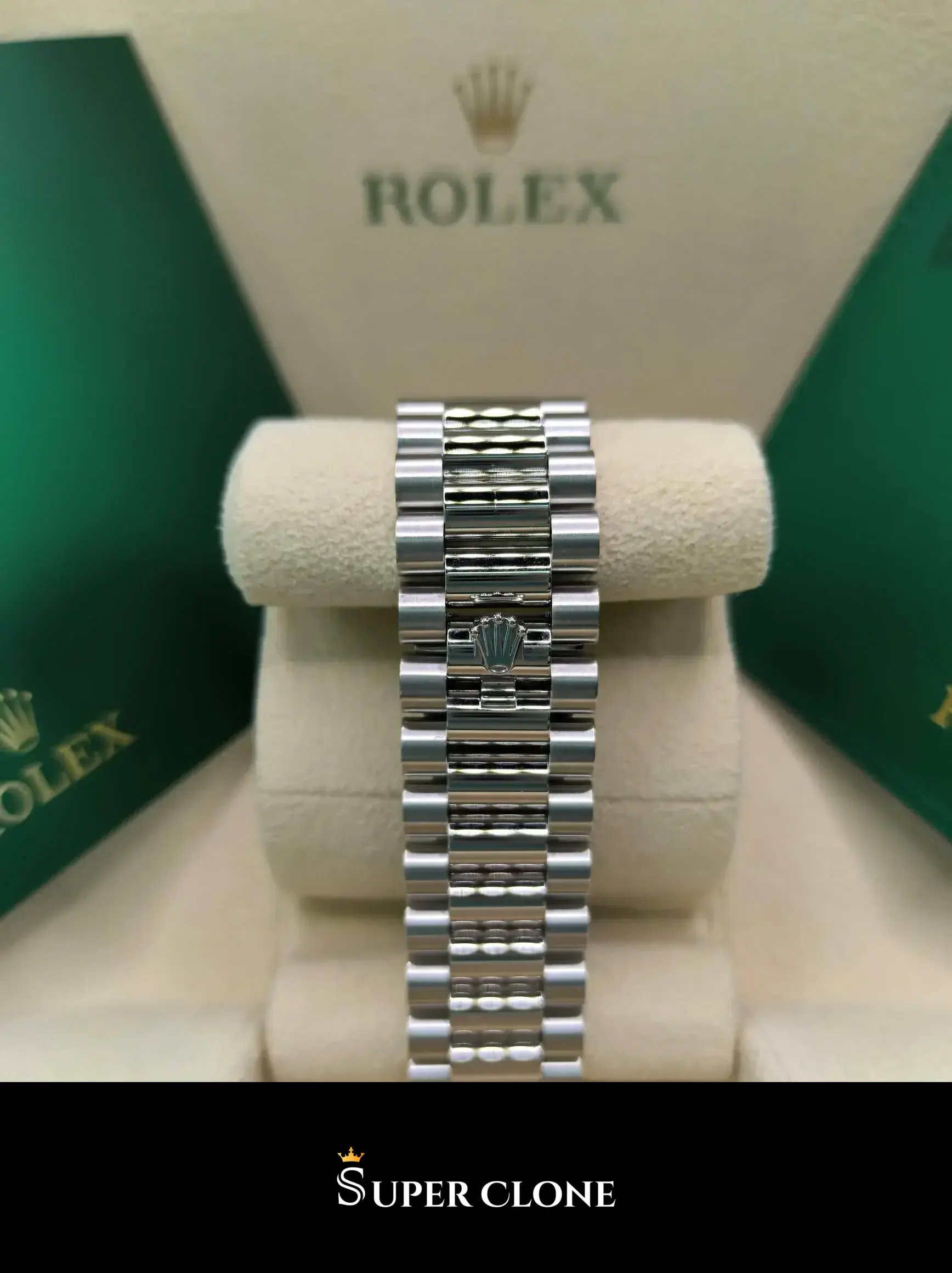 Day-Date 228236, sapphire crystal, ice blue dial