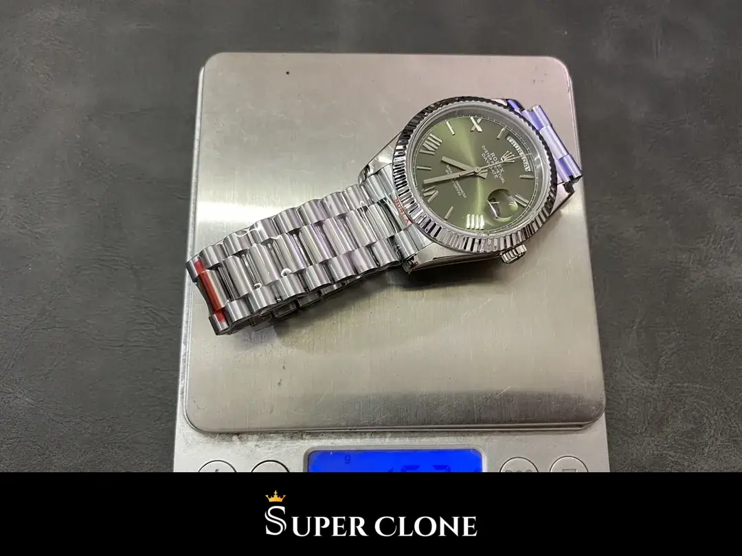 Day-Date 228239, fluted bezel, sapphire crystal