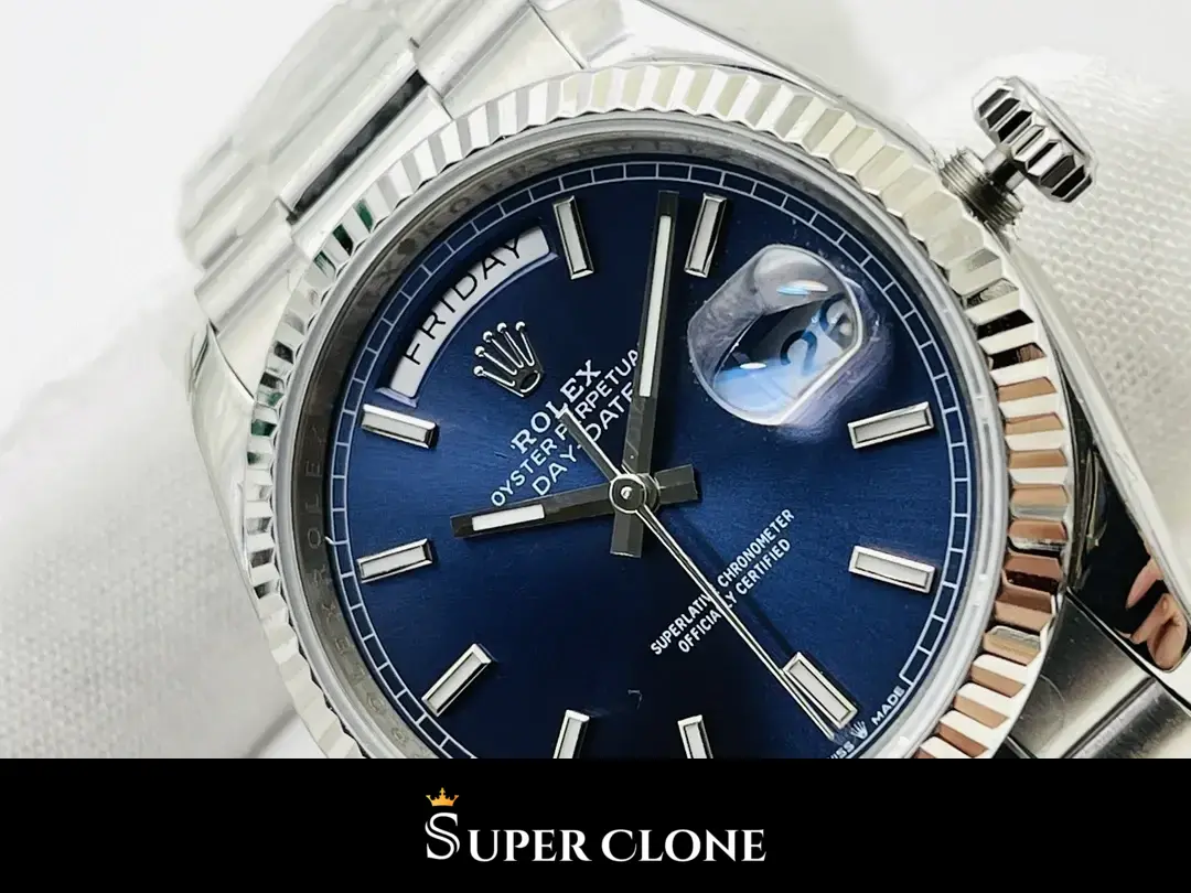 Day-Date 228239AF, sapphire crystal, blue dial