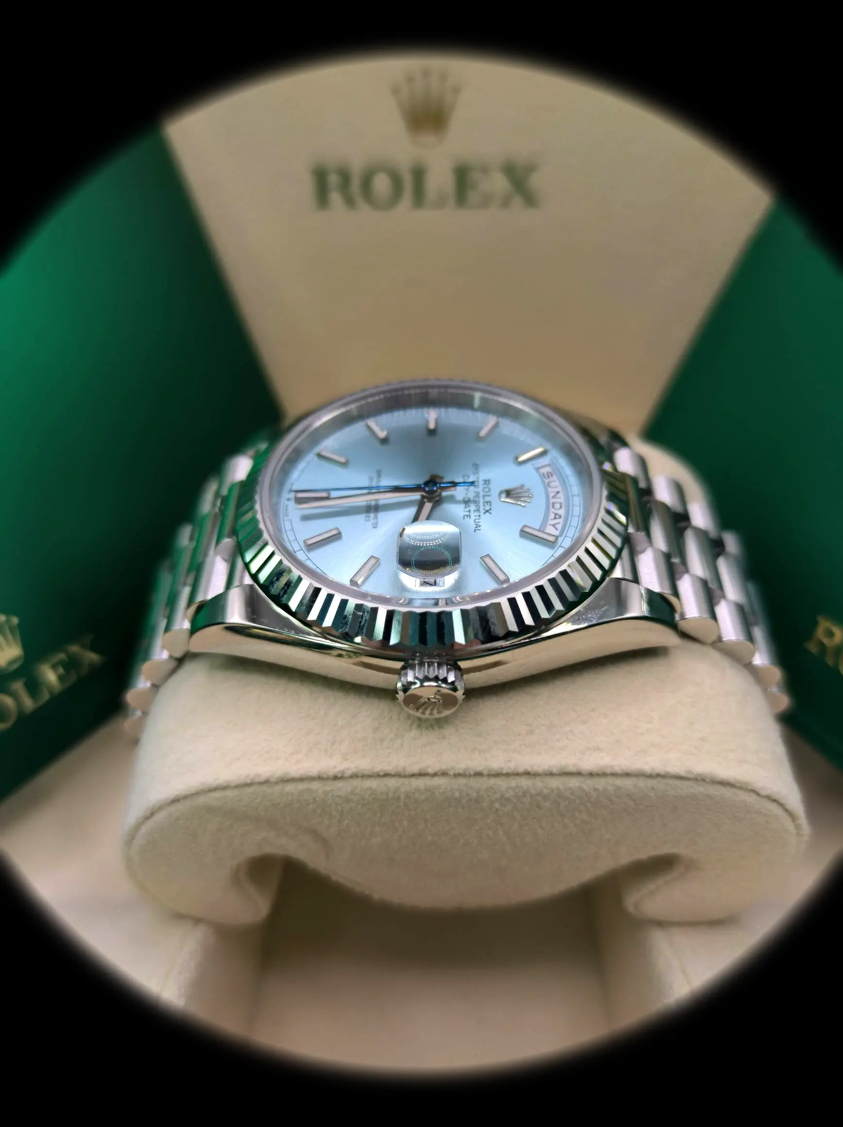 Rolex Day-Date 228236 Swiss replica ice blue dial — caseback detail