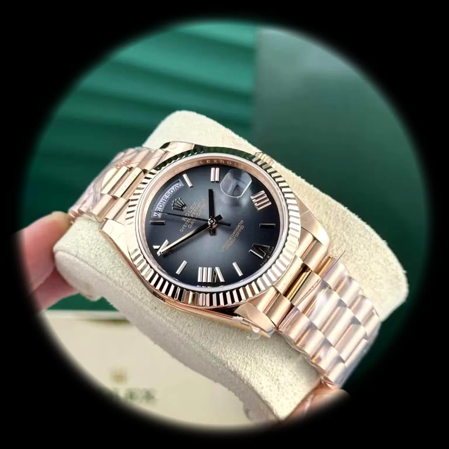 Day-Date 228235 1:1 super clone black dial — caseback detail