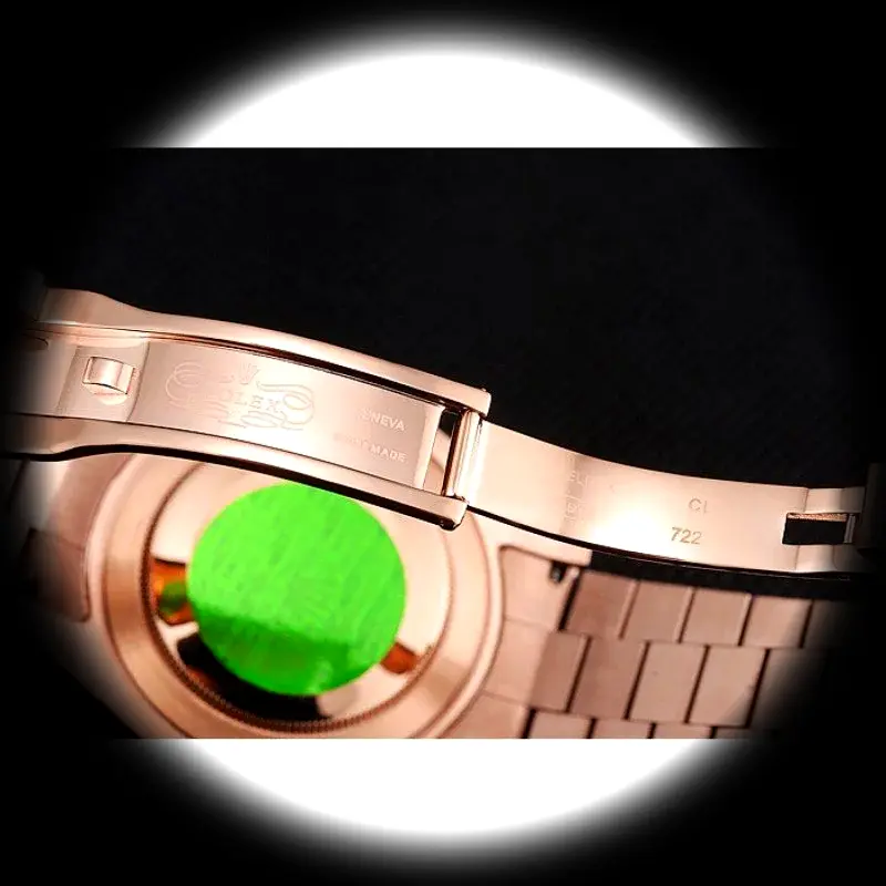 Day-Date REP016823 1:1 super clone rose-gold dial — bezel macro