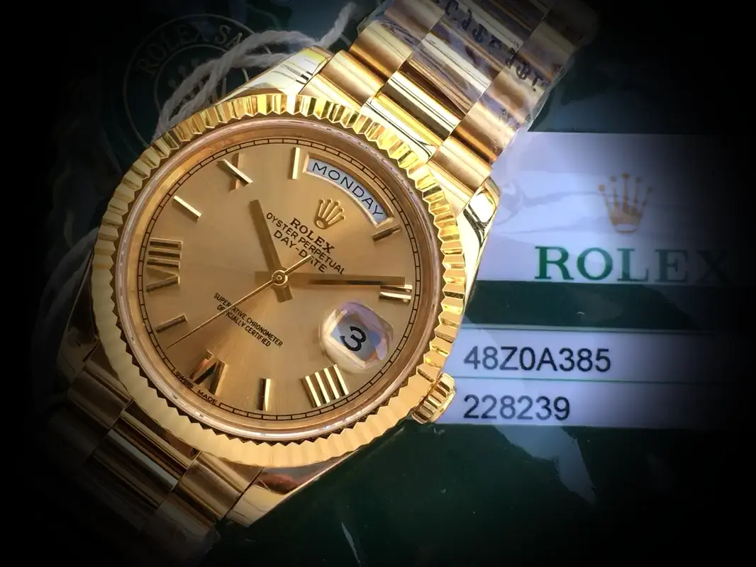 Day-Date 41985 Swiss clone 36mm — dial close-up