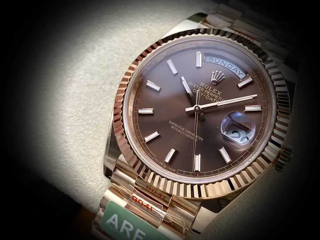 Day-Date 41985 super clone chocolate dial — caseback detail