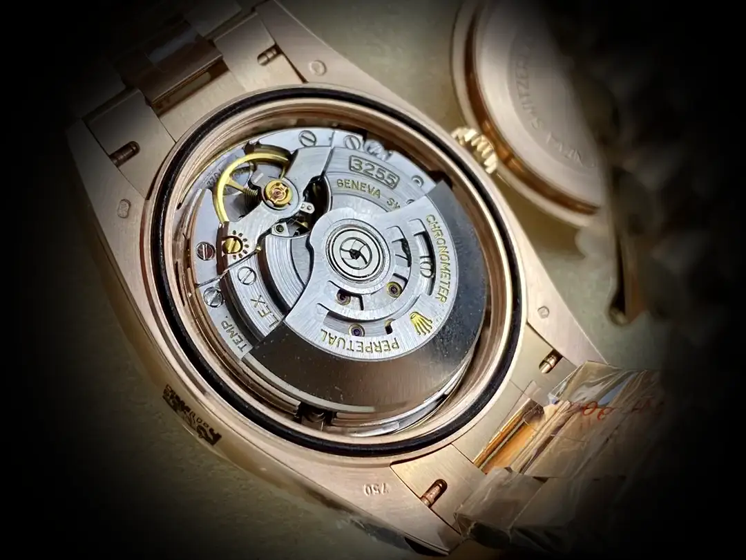 Day-Date 41985 Swiss replica 36mm — crown and case detail