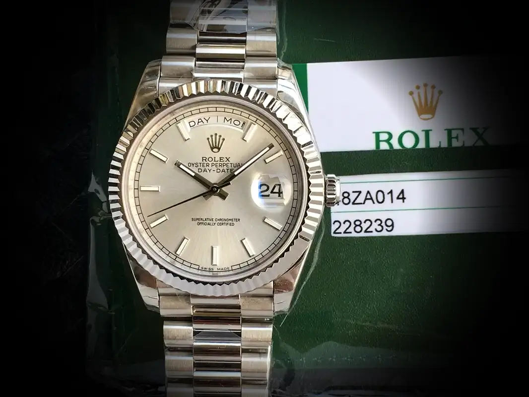 Rolex Day-Date 41985 super clone 36mm — dial close-up