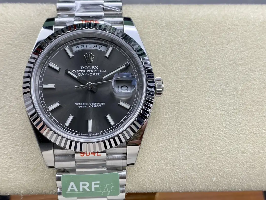 Day-Date 228239, 40mm, white gold plated case