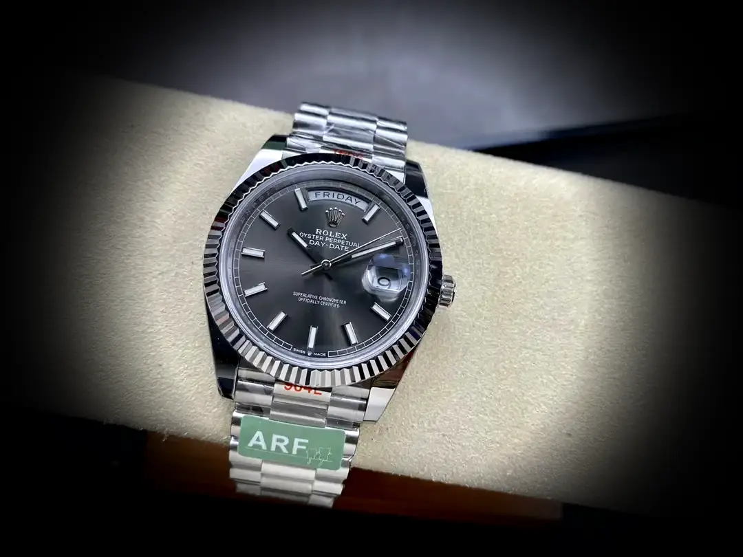 Rolex Day-Date 41985 Swiss replica 36mm — wrist shot