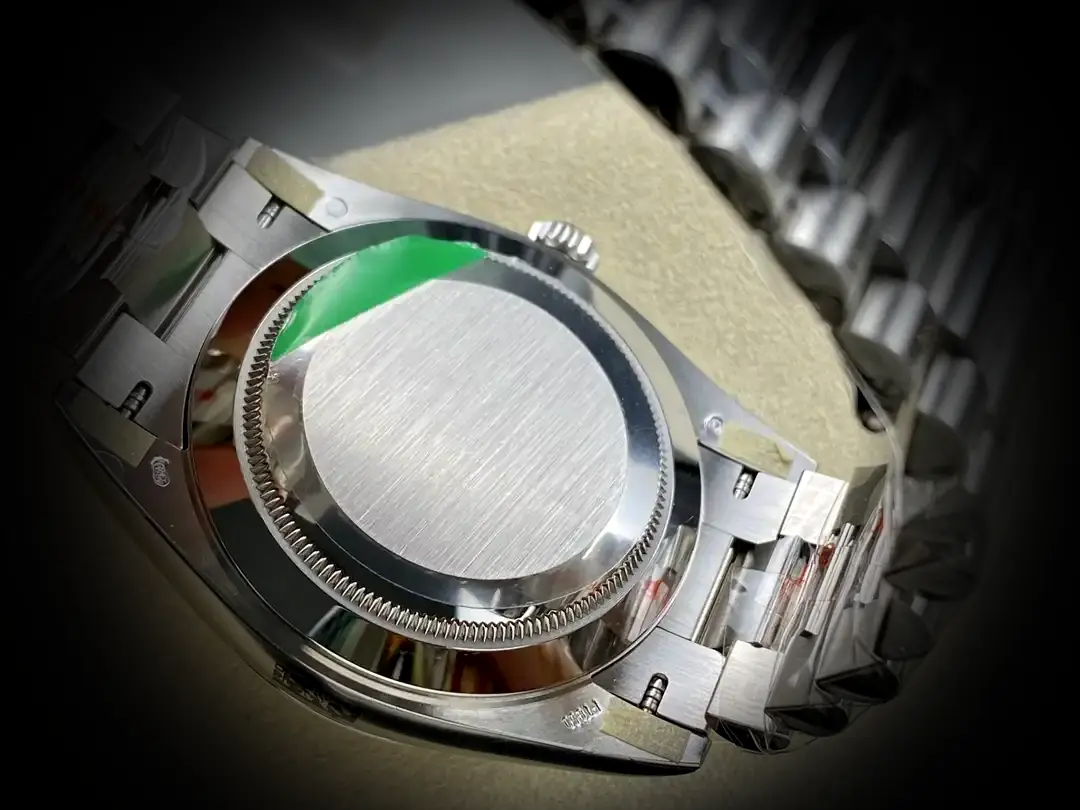 Day-Date 41985 Swiss clone 36mm — crown and case detail