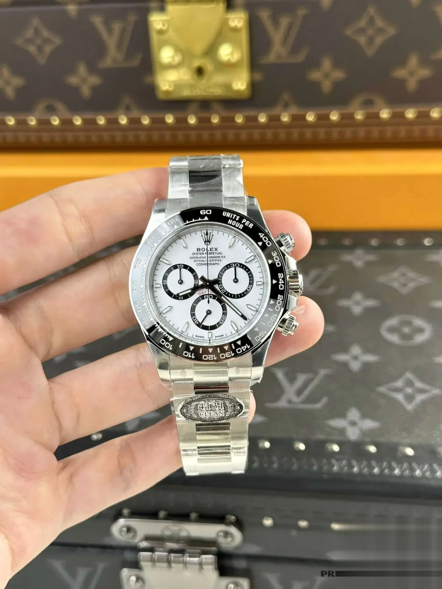 Daytona 126500LN eta clone 40mm — caseback detail