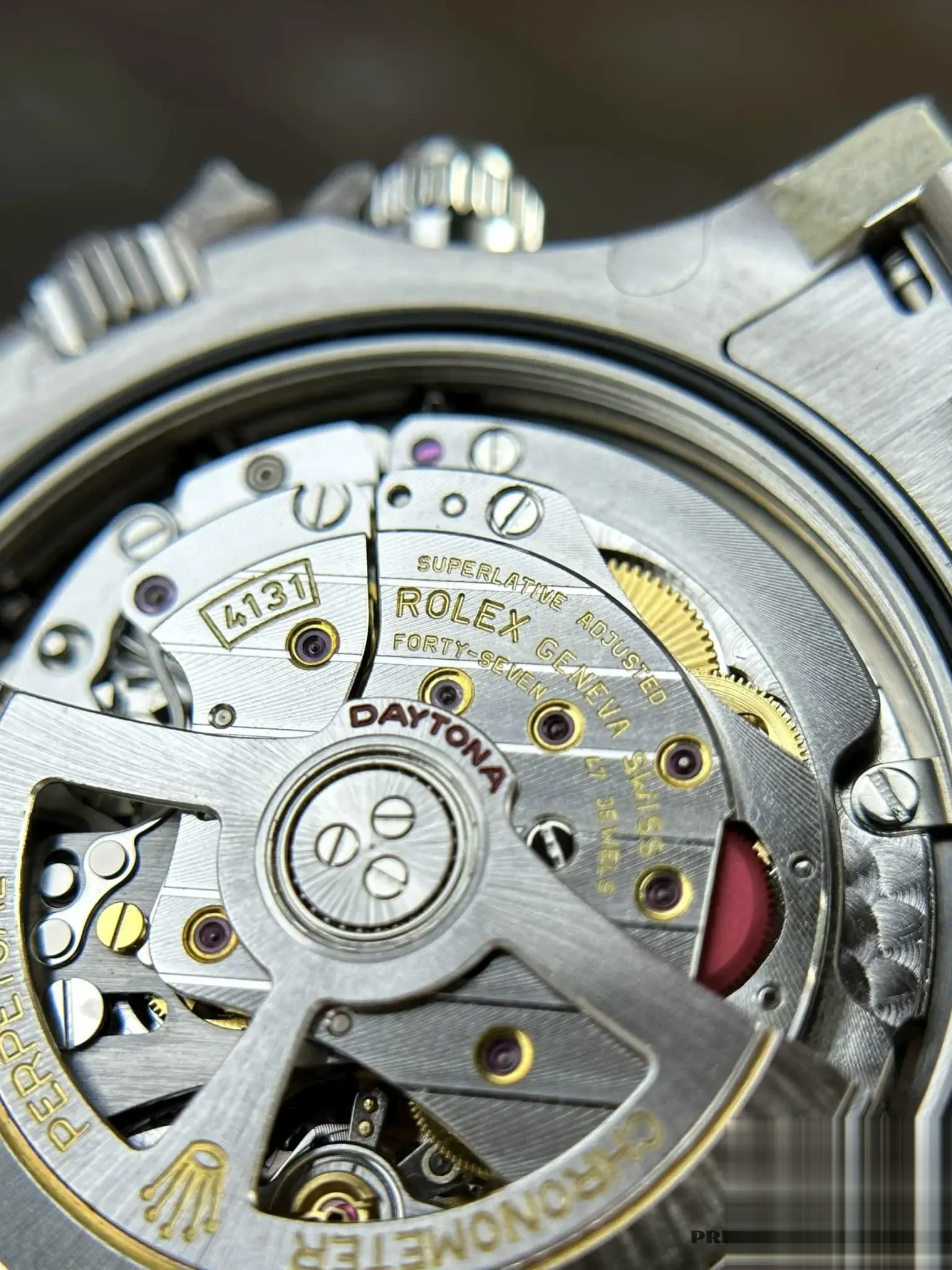 Daytona 126500LN swiss clone 40mm — crown and case detail