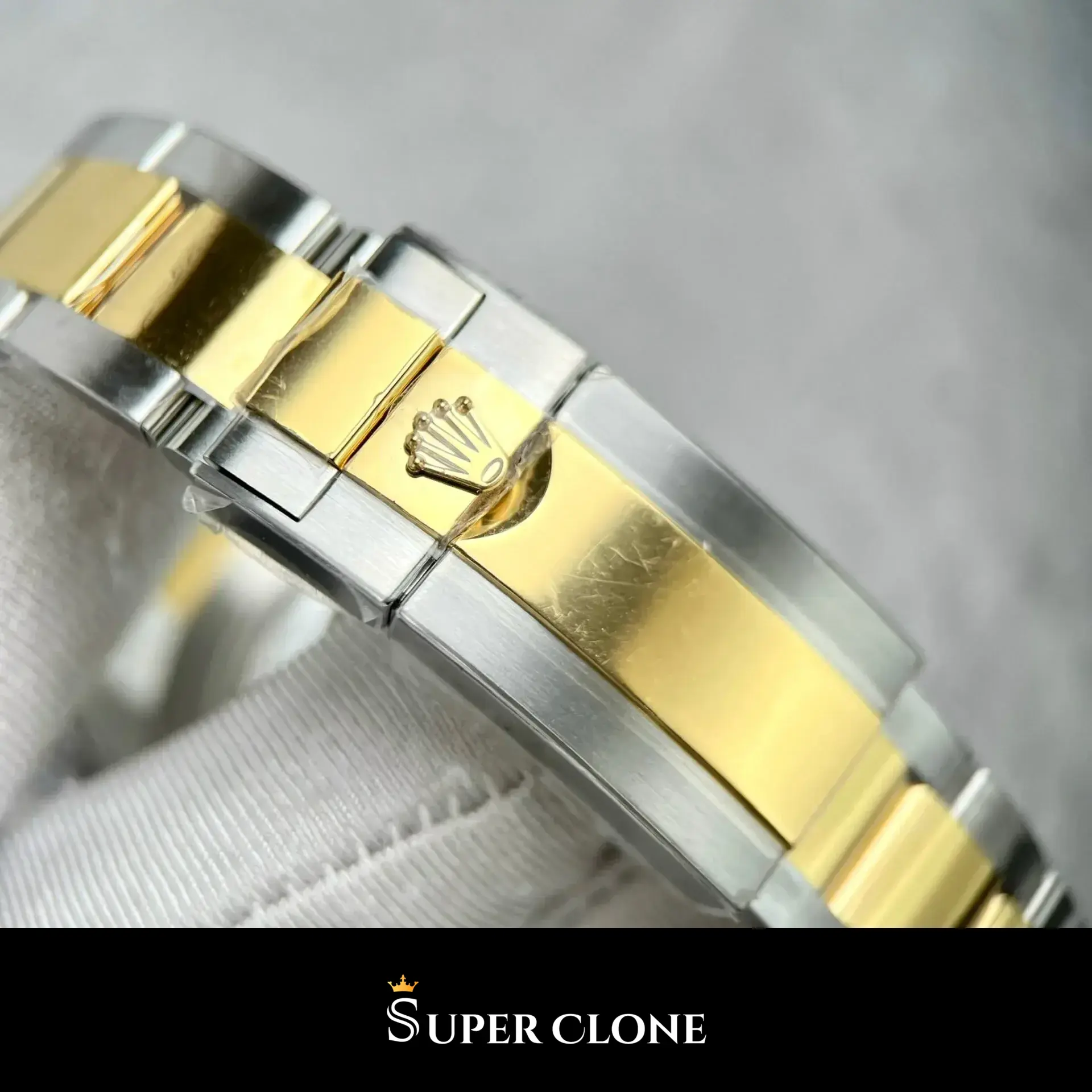Daytona 126503 eta clone white dial — bezel macro