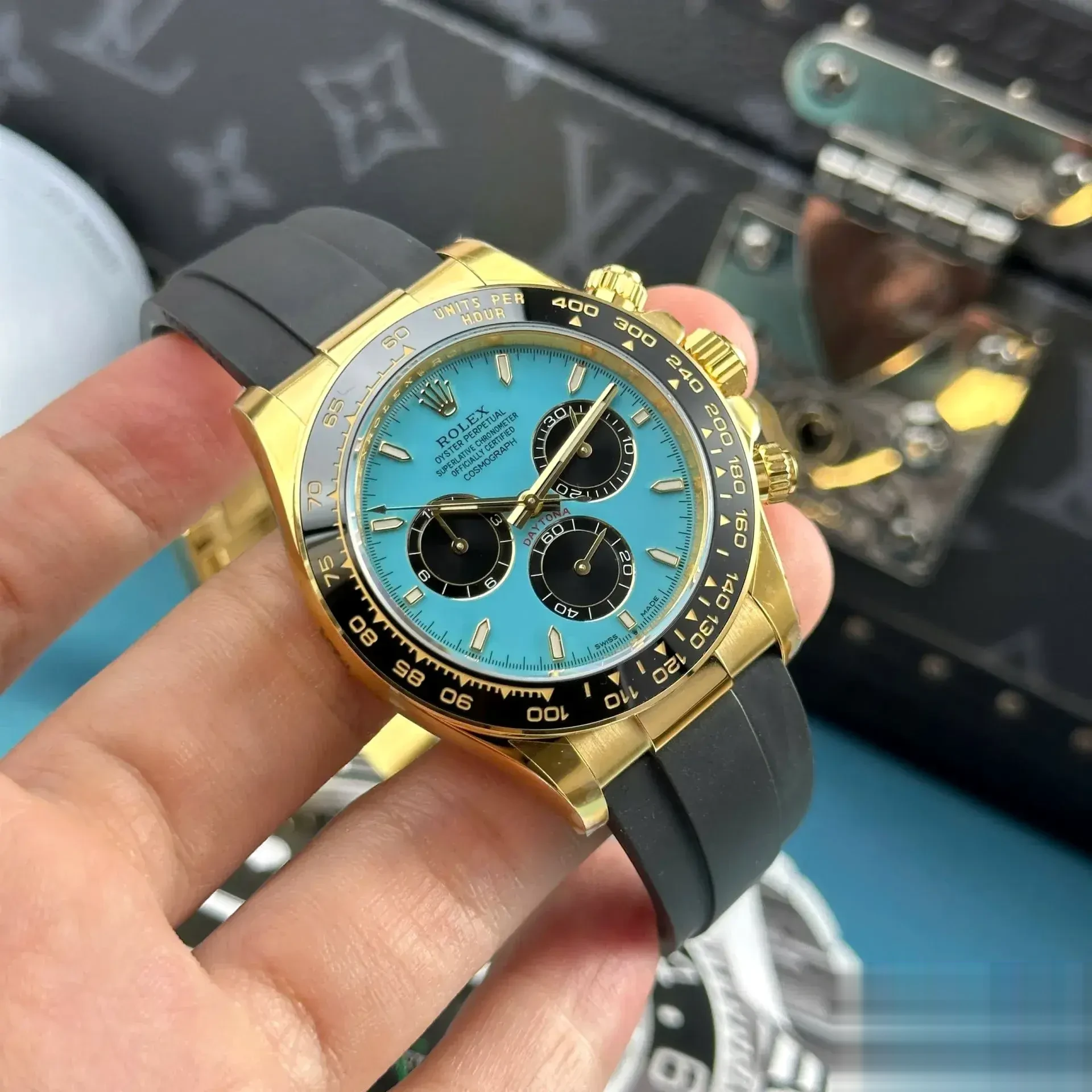 Rolex Daytona 126518LN superclone 40mm — crown and case detail