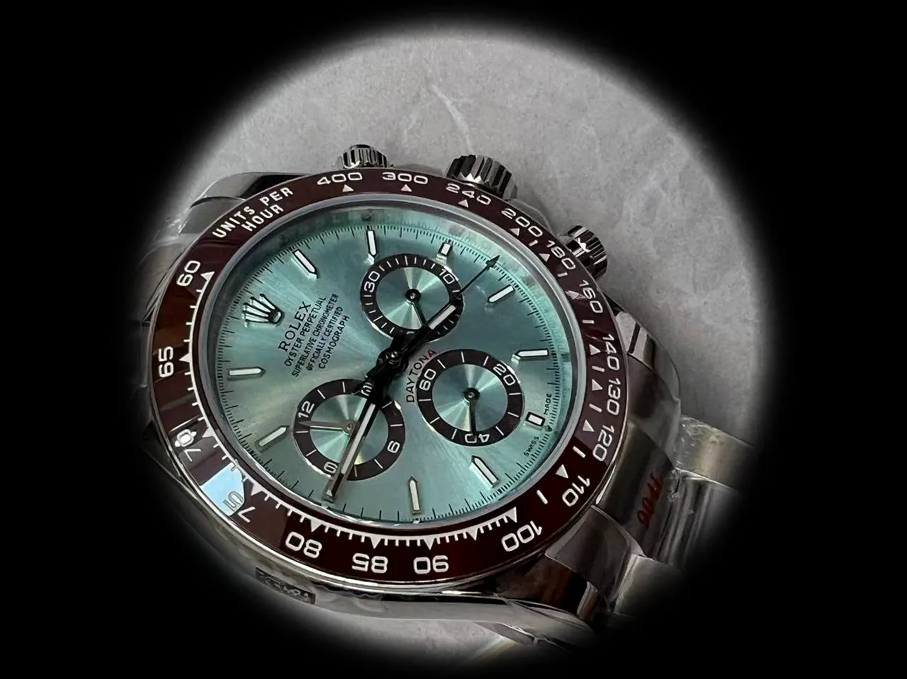 Daytona 126506 superclone ice blue dial — caseback detail