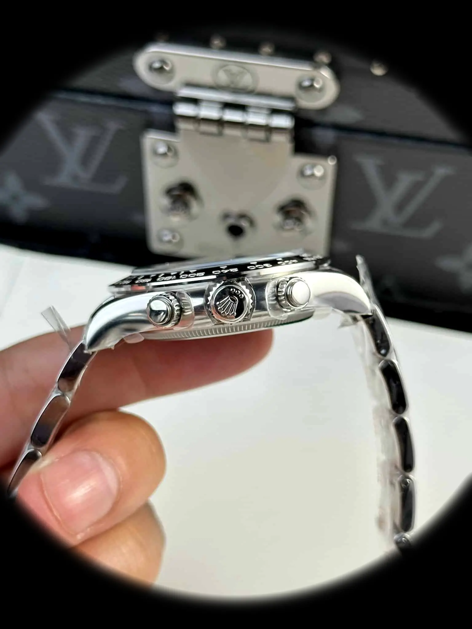 Daytona 126500LN Swiss clone — bracelet detail