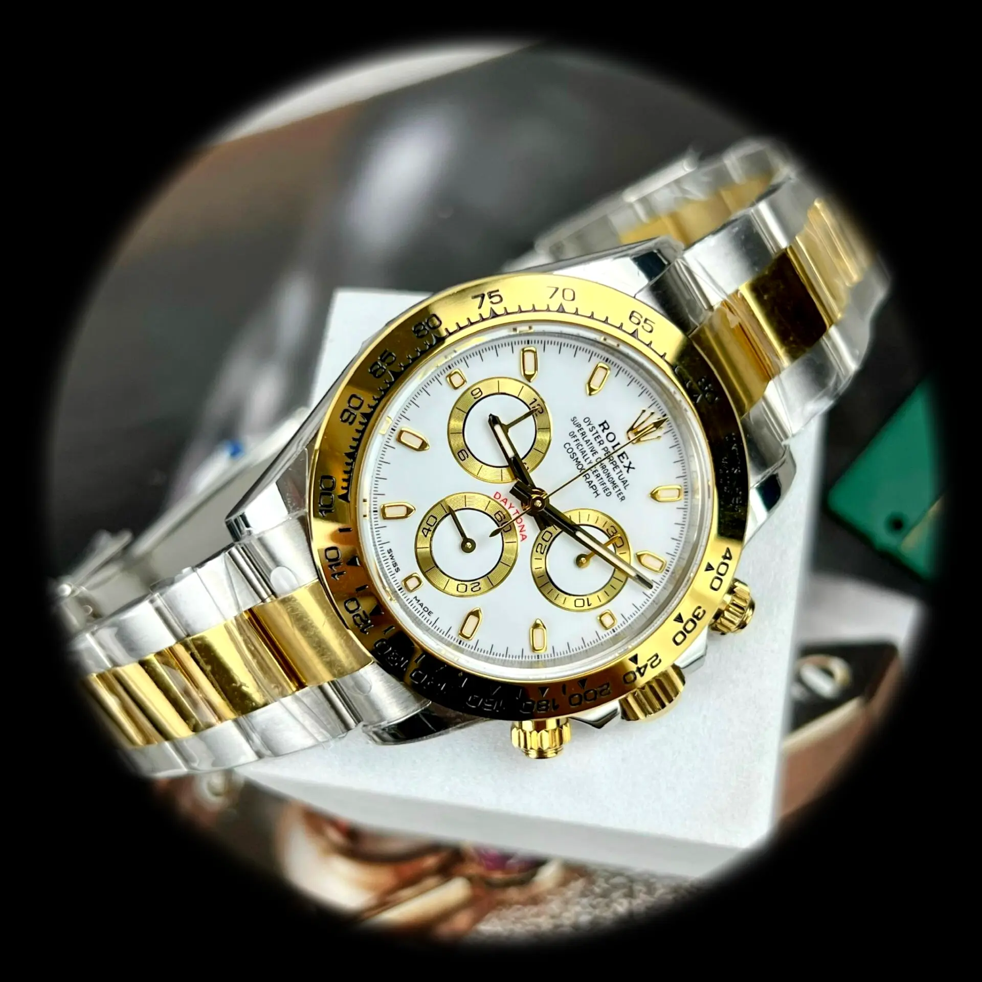 Rolex Daytona 126503 super clone white dial — caseback detail