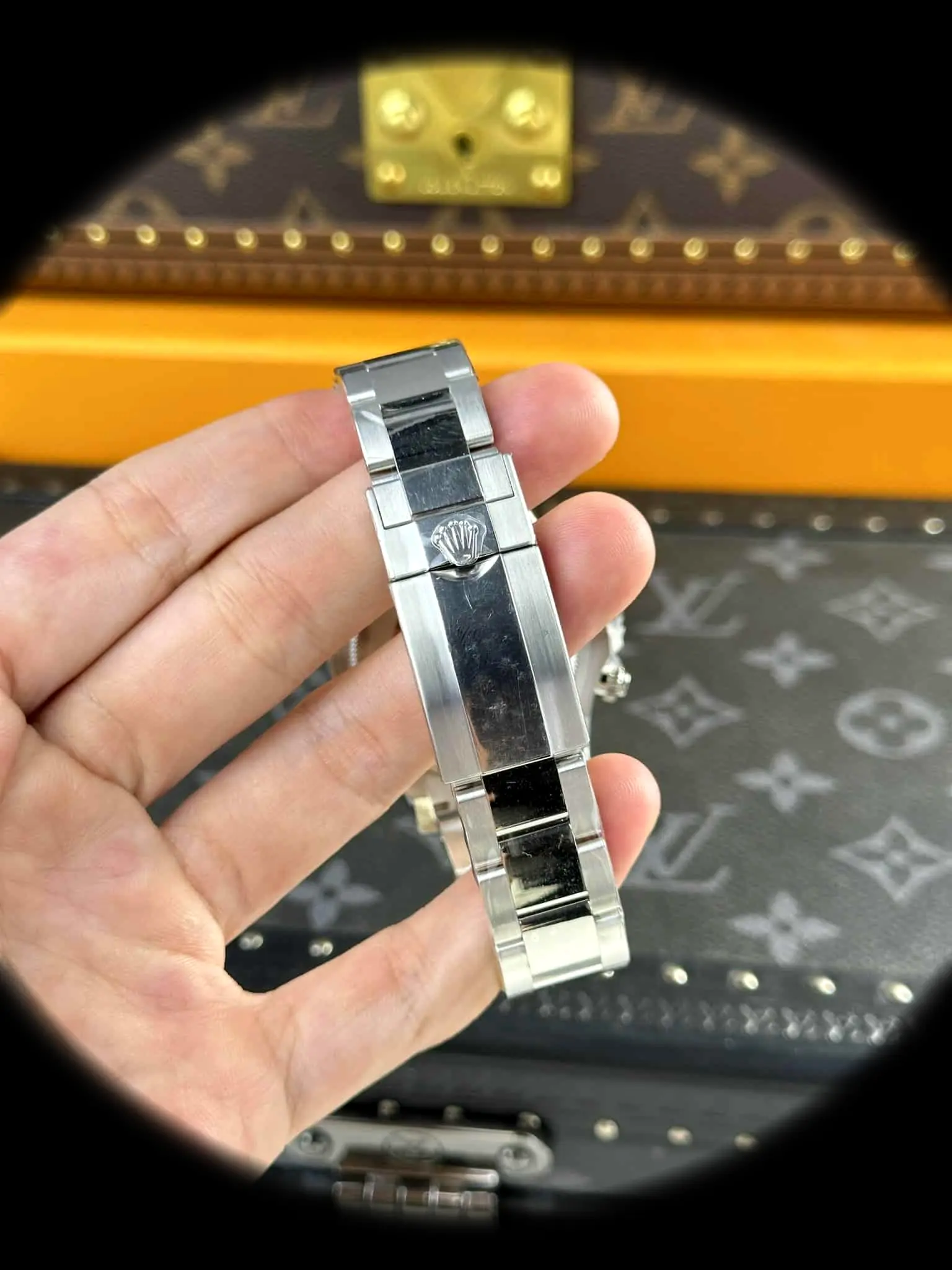 Rolex Daytona 126500LN super clone white dial — side profile