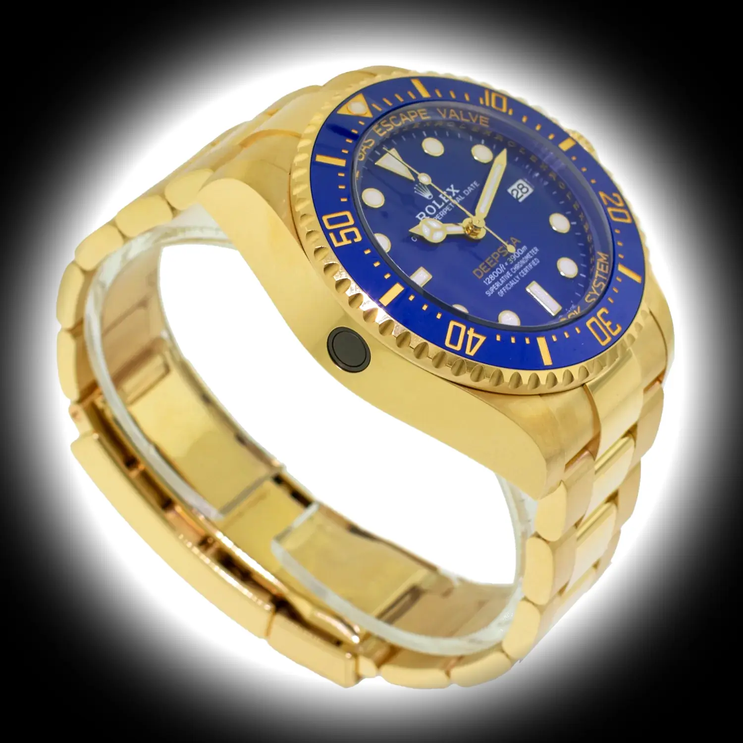 Deepsea 136668LB super clone — bracelet detail