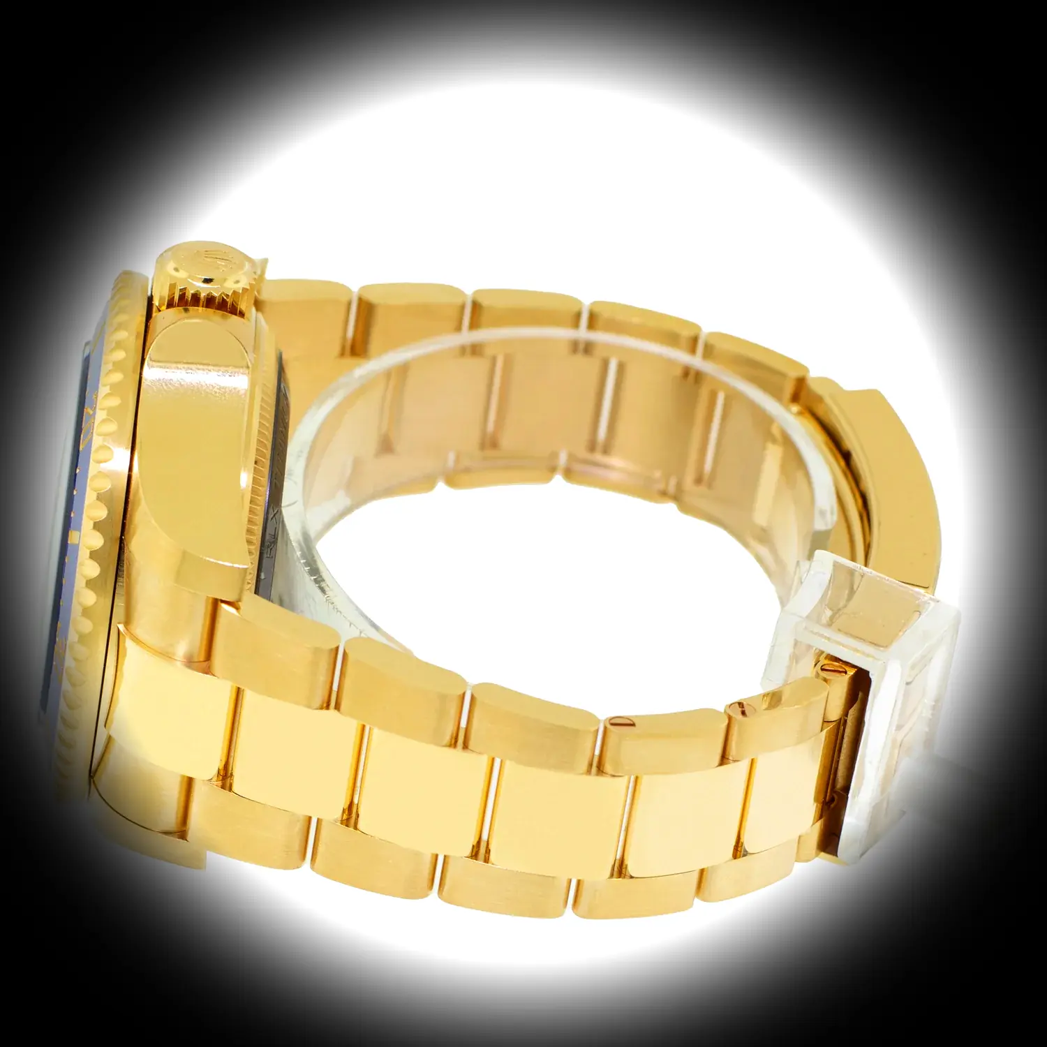 Deepsea 136668LB Swiss clone 44mm — crown and case detail