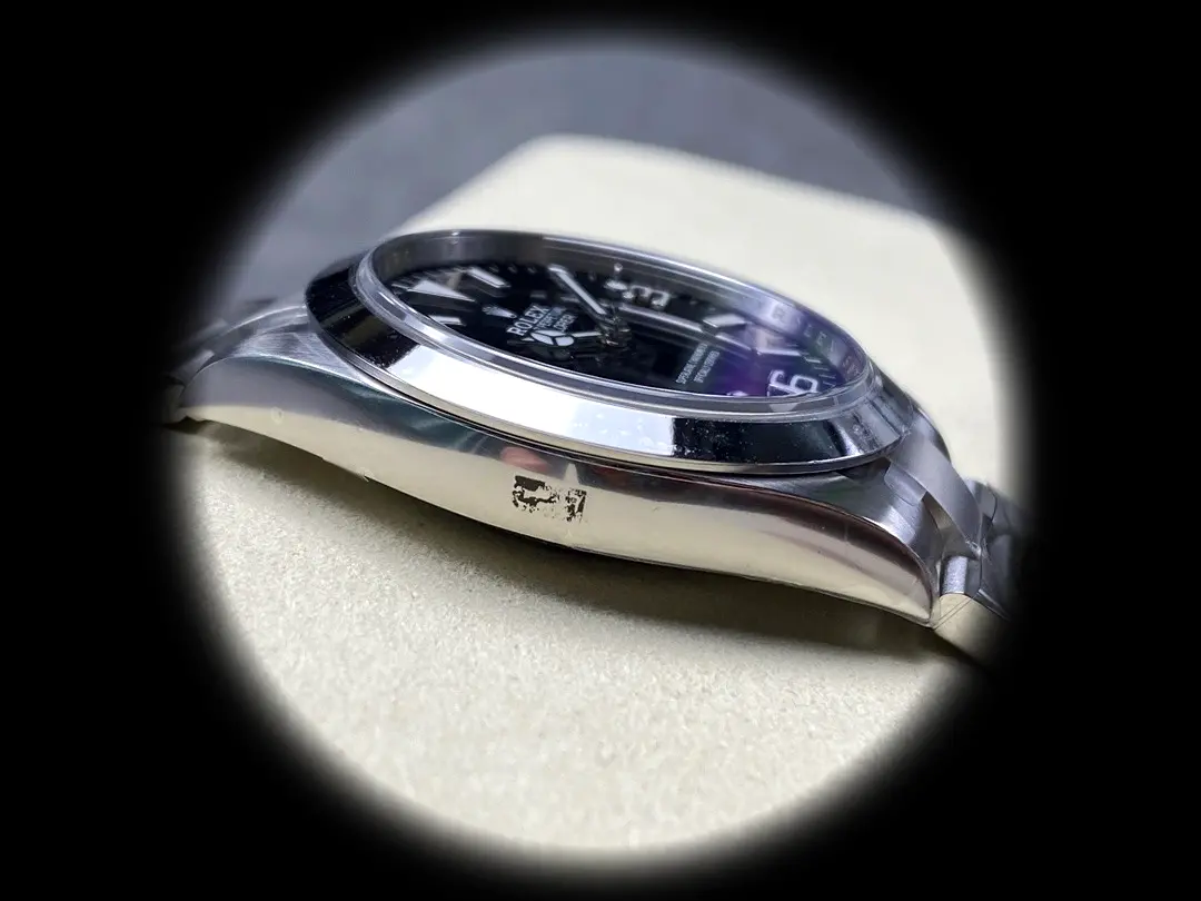 Rolex Explorer 124270 super clone black dial — bezel macro