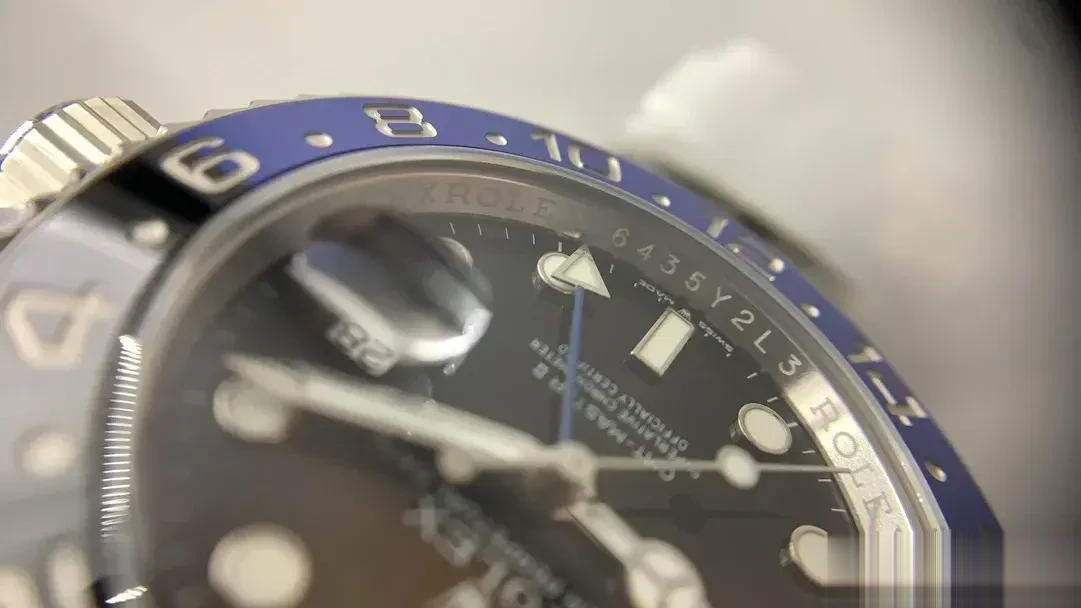 Rolex GMT-Master 126710BLNR swiss clone 40mm — bracelet detail