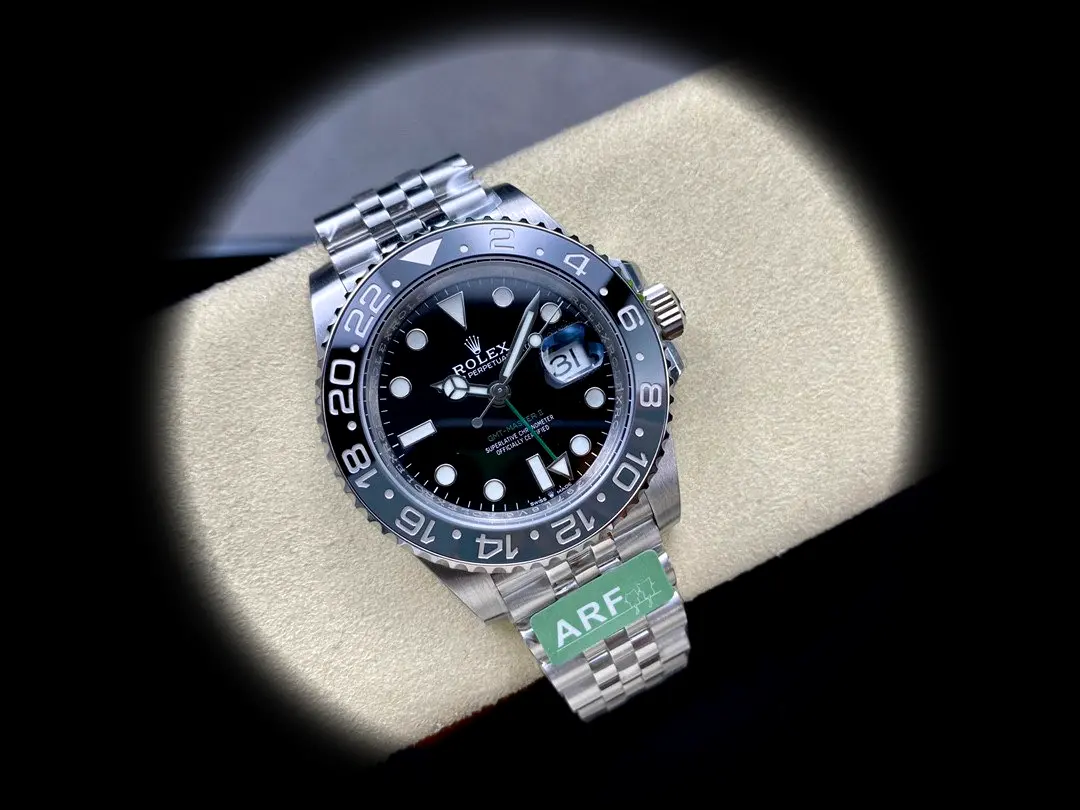 Rolex GMT-Master 126710GRNR Swiss replica — side profile