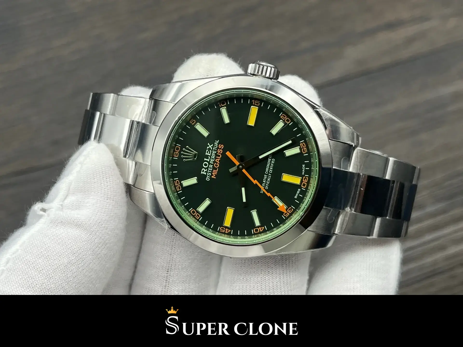 Milgauss 116400GV, 904l steel case, oyster bracelet