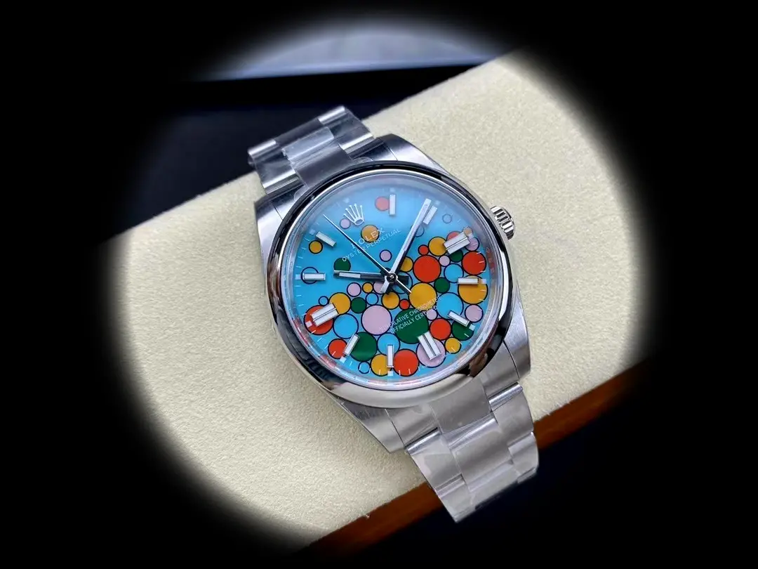 Rolex Oyster Perpetual 124300 super clone 41mm — wrist shot