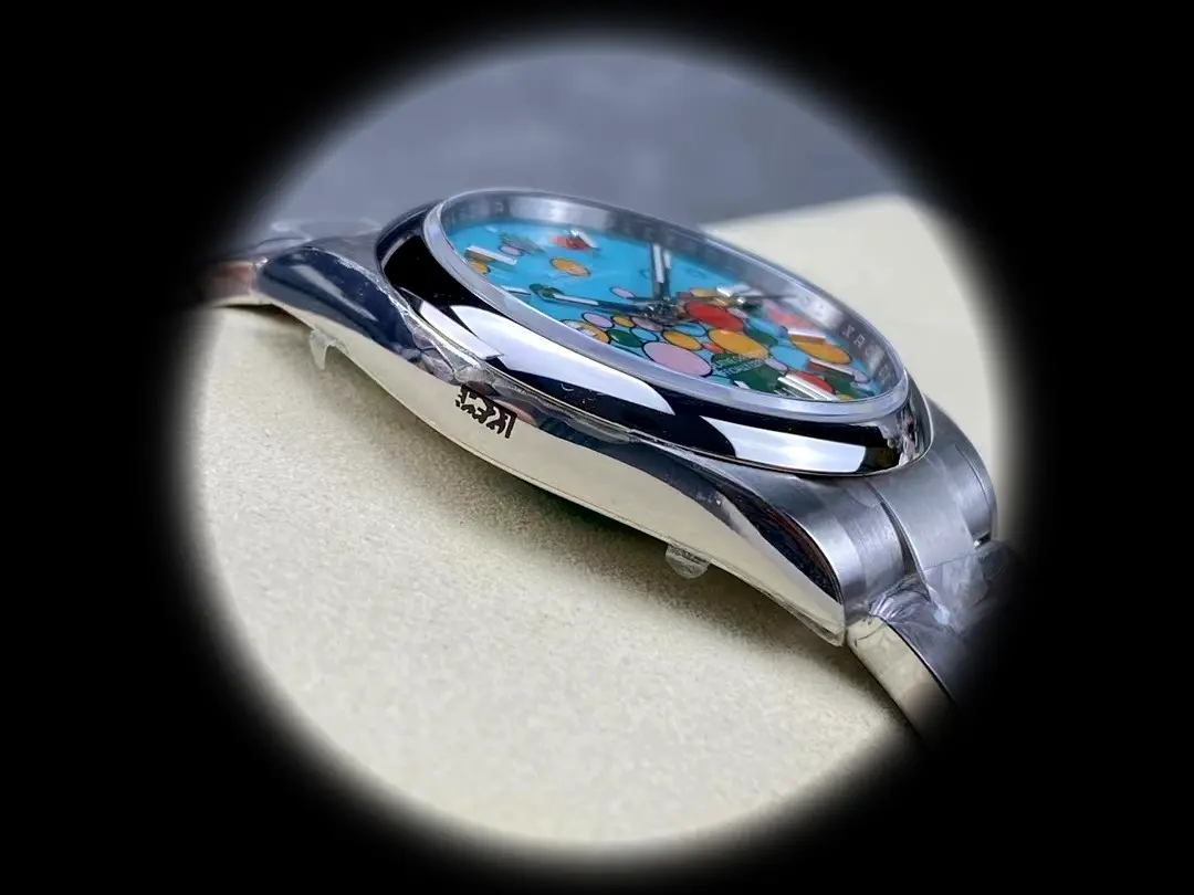 Oyster Perpetual 124300 superclone — bracelet detail