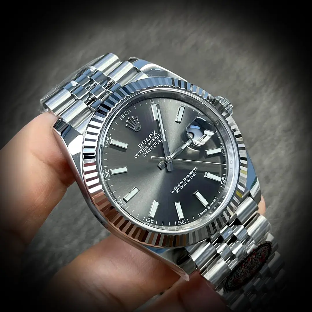 Rolex Datejust 126334 1:1 super clone rhodium dial — bezel macro