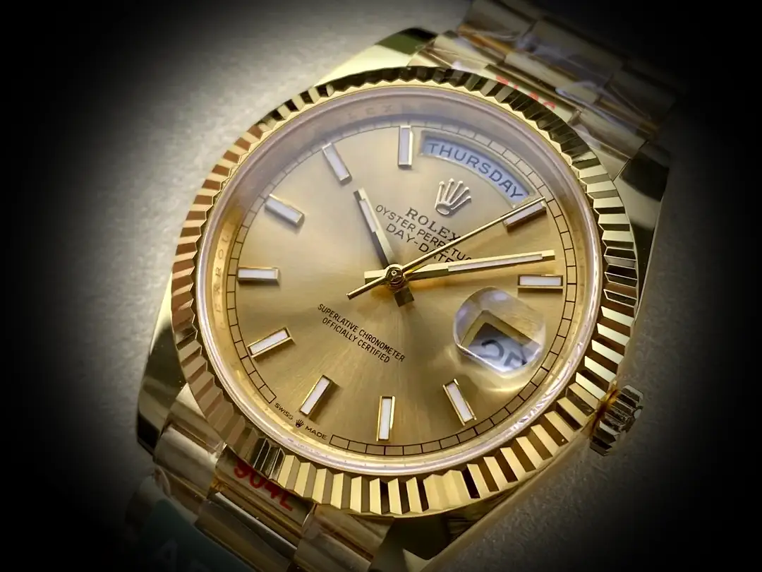 Day-Date 228238 super clone champagne dial — caseback detail