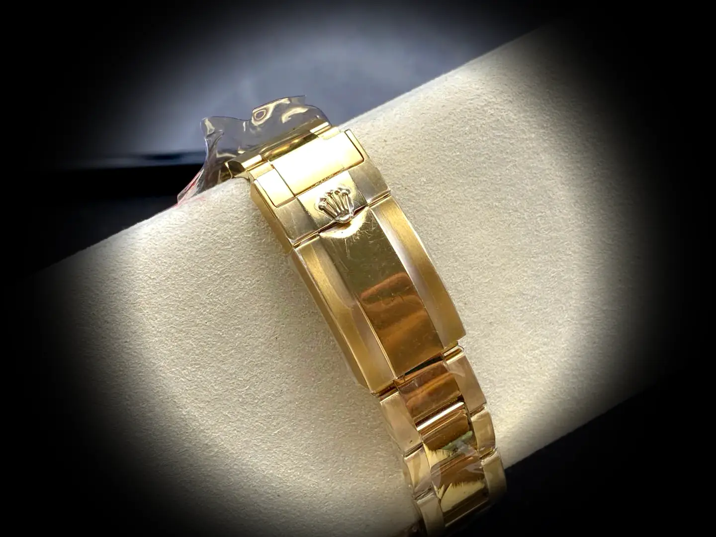 Rolex Daytona 126508 superclone 40mm — crown and case detail