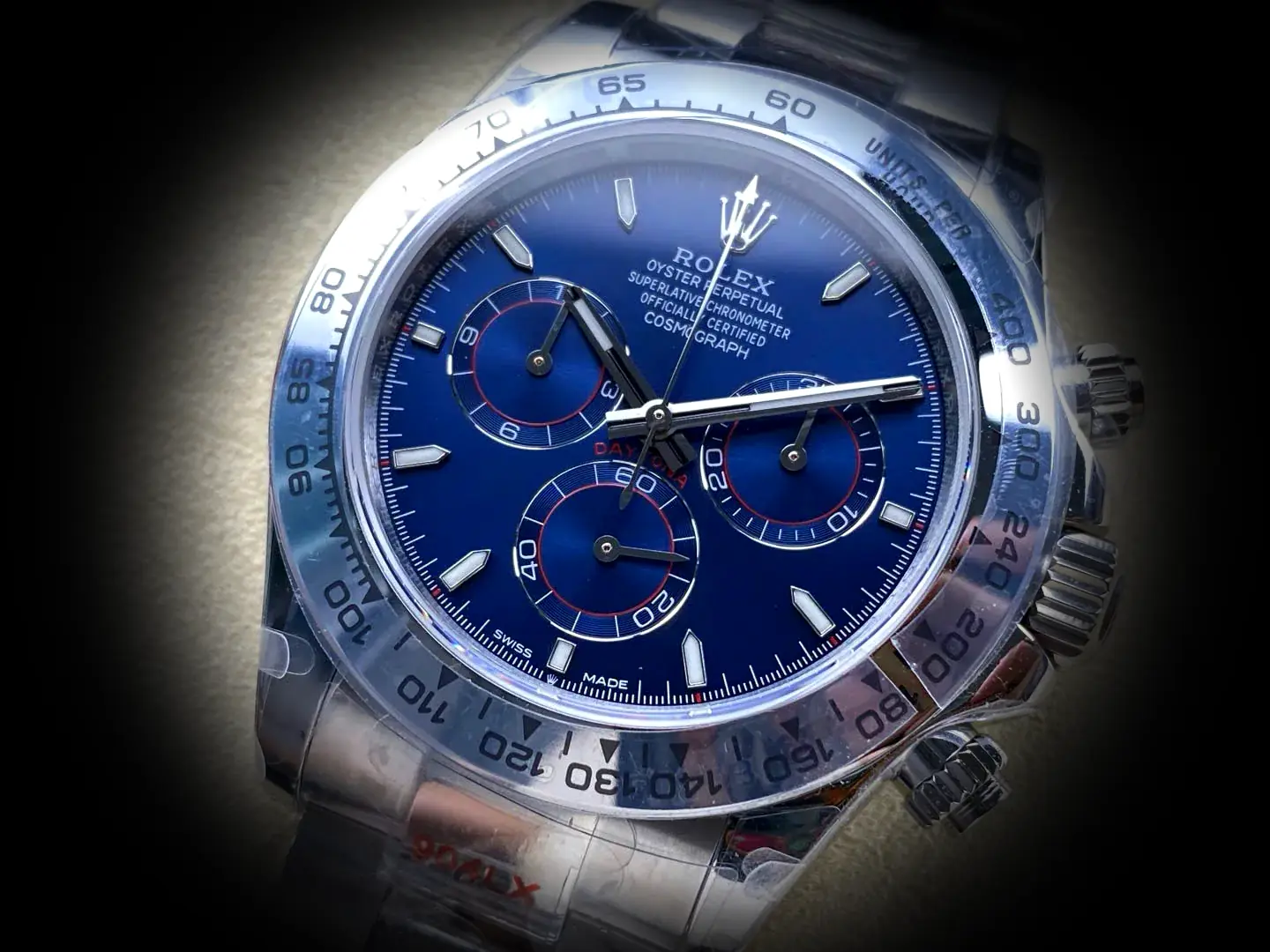 Rolex Daytona 126509 Swiss replica bright blue dial — caseback detail